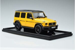 Mercedes AMG G63 W463 Sárga MotorHelix 1:18 MH018-Y Gyanta – 4. kép a 7-ből
