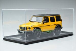 Mercedes AMG G63 W463 Sárga MotorHelix 1:18 MH018-Y Gyanta – 6. kép a 7-ből