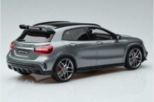 Mercedes AMG GLA 45 X156 Márkakereskedői Kiadás GT Spirit 1:18 B66960467 Gyanta – 2. kép a 6-ből