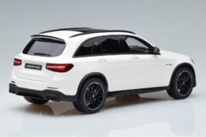 Mercedes GLC 63 AMG X253 Fehér GT Spirit 1:18 B66965713 Gyanta – 2. kép a 6-ből