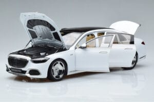 Mercedes Maybach S600 W222 V12 Biturbo Diamond Fehér Almost Real 1:18 820116 Fém – 2. kép a 11-ből