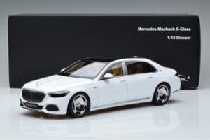 Mercedes Maybach S600 W222 V12 Biturbo Diamond Fehér Almost Real 1:18 820116 Fém – 11. kép a 11-ből