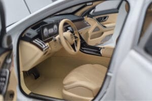 Mercedes Maybach S600 W222 V12 Biturbo Diamond Fehér Almost Real 1:18 820116 Fém – 8. kép a 11-ből