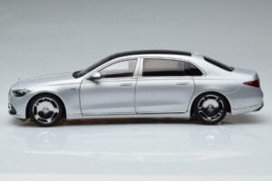 Mercedes Maybach S600 W222 V12 Biturbo Hightech Ezüst Almost Real 1:18 820118 Fém – 5. kép a 12-ből