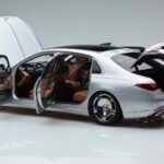 Mercedes Maybach S600 W222 V12 Biturbo Hightech Ezüst Almost Real 1:18 - image 8 of 12