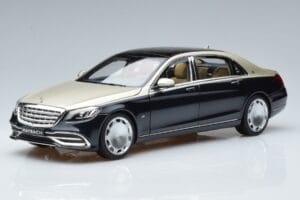 Mercedes Maybach S650 X222 Ezüstkék Norev 1:18 B66960615 Fém