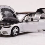 Mercedes Maybach S680 W223 Obsidian Fekete Diamond Fehér Almost Real 1:18 - image 2 of 7