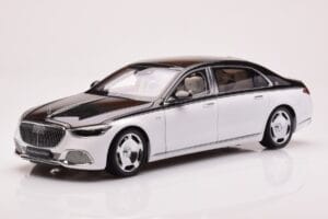 Mercedes Maybach S680 W223 Obsidian Fekete Diamond Fehér Almost Real 1:18 820121