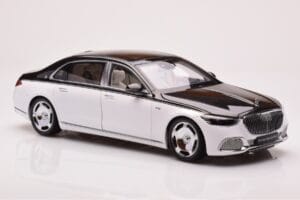 Mercedes Maybach S680 W223 Obsidian Fekete Diamond Fehér Almost Real 1:18 820121 Fém – 5. kép a 7-ből