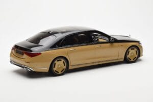 Mercedes Maybach S680 W223 Obsidian Fekete Sand Almost Real 1:18 820124 Fém – 3. kép a 7-ből