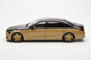 Mercedes Maybach S680 W223 Obsidian Fekete Sand Almost Real 1:18 820124 Fém – 4. kép a 7-ből