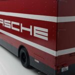 Mercedes O317 Porsche Transporter Piros CMR 1:18 - image 12 of 12