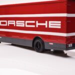 Mercedes O317 Porsche Transporter Piros CMR 1:18 - image 3 of 12