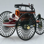 Mercedes Patent Motorwagen Zöld Norev 1:18 - image 2 of 6