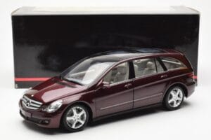 Mercedes R-Class W251 Piros Metallic Minichamps 1:18 150034602 Fém – 8. kép a 8-ből