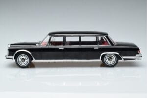 Mercedes 600 LWB Pullman W100 Fekete MCG 1:18 MCG18187 Fém – 3. kép a 6-ből