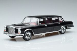 Mercedes 600 LWB Pullman W100 Fekete MCG 1:18 MCG18187 Fém