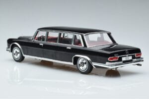 Mercedes 600 LWB Pullman W100 Fekete MCG 1:18 MCG18187 Fém – 5. kép a 6-ből