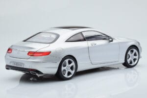 Mercedes S-Class W222 Iridium Ezüst Norev 1:18 B66961242 Fém – 3. kép a 8-ből