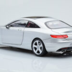 Mercedes S-Class W222 Iridium Ezüst Norev 1:18 - image 7 of 8