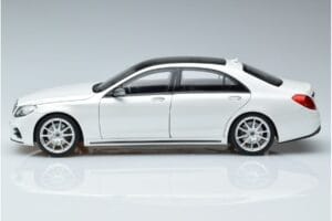 Mercedes S-Class W222 AMG Line Norev 1:18 183792 Fém – 4. kép a 7-ből