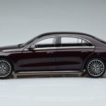 Mercedes S-Class W223 AMG Line Piros Norev 1:18 - image 5 of 8