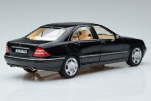 Mercedes S-Class W220 S600 Limitált Kiadás Norev 1:18 183811 Fém – 3. kép a 8-ből