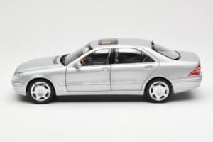 Mercedes S600 W220 Ezüst Metallic Norev 1:18 183810 Fém – 4. kép a 8-ből