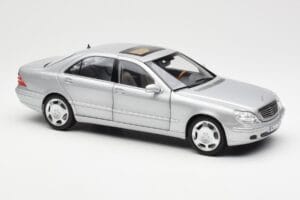 Mercedes S600 W220 Ezüst Metallic Norev 1:18 183810 Fém – 6. kép a 8-ből