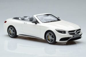 Mercedes AMG S63 A217 Kabrió Diamond Fehér GT Spirit 1:18 B66965712 Gyanta – 4. kép a 6-ből