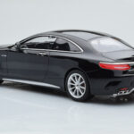 Mercedes AMG S63 C217 Coupe Fekete GT Spirit 1:18 - image 5 of 6