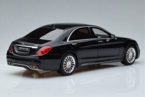 Mercedes AMG S65 W222 Fekete GT Spirit 1:18 GT228 Gyanta – 2. kép a 6-ből