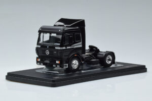 Mercedes SK2 1850 Fekete IXO 1:43