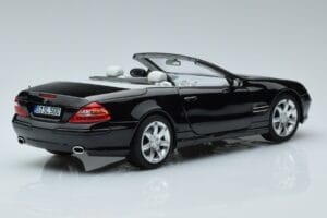 Mercedes SL500 R230 Fekete Norev 1:18 183840 Fém – 3. kép a 8-ből