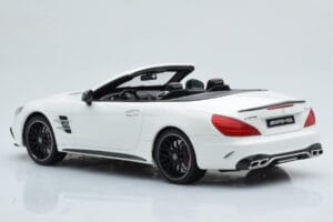 Mercedes AMG SL63 R231 Fehér GT Spirit 1:18 B66965708 Gyanta – 5. kép a 6-ből