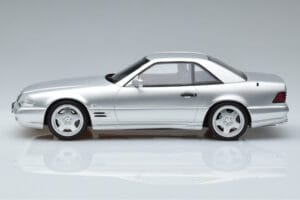 Mercedes SL 73 AMG R129 Brilliant Ezüst Otto 1:18 OT240 Gyanta – 3. kép a 6-ből