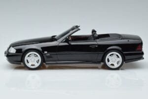 Mercedes SL73 AMG R129 Otto 1:18 OT958 Gyanta – 3. kép a 6-ből