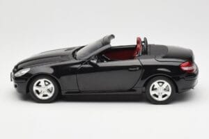 Mercedes SLK R171 Obsidian Fekete Metallic Minichamps 1:18 B66962319 Fém – 5. kép a 9-ből