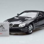 Mercedes SLR McLaren Fekete CMC 1:18 - image 8 of 10
