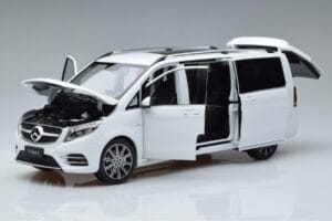 Mercedes V-Class W447 V260L Fehér OEM 1:18 QALCN89911149 Fém – 2. kép a 8-ből