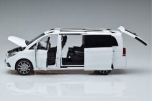 Mercedes V-Class W447 V260L Fehér OEM 1:18 QALCN89911149 Fém – 5. kép a 8-ből