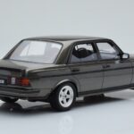 Mercedes W123 AMG 280 Szürke Otto 1:18 - image 2 of 6