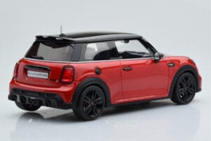 Mini Cooper S JCW F56 Piros Otto 1:18 OT984 Gyanta – 2. kép a 6-ből