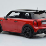 Mini Cooper S JCW F56 Piros Otto 1:18 - image 5 of 6