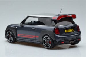 Mini John Cooper Works GP F56 Szürke Otto 1:18 OT407 Gyanta – 5. kép a 6-ből