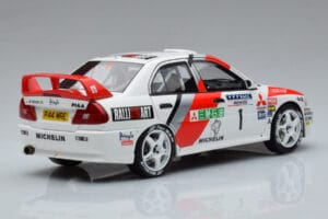 Mitsubishi Lancer Evo 4 T. Makinen / S. Harjanne Rally Catalunya 1997 Otto 1:18 OT409 Gyanta – 2. kép a 6-ből