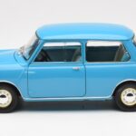 Morris Mini Minor Kék Kyosho 1:18 08964BL - image 4 of 8