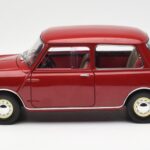 Morris Mini Minor Piros Kyosho 1:18 08964R - image 4 of 8