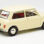 Morris Mini Minor Fehér Kyosho 1:18 08964W - image 3 of 8
