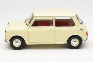 Morris Mini Minor Fehér Kyosho 1:18 08964W Fém – 4. kép a 8-ből